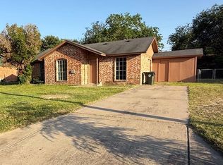 305 Chelo Dr, La Feria, TX 78559