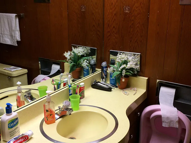 505 E Henry Clay St #1-4 — Photo 12