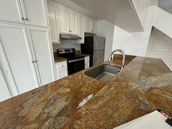 3rd image of 12160 Lemon Crest Dr Unit 2