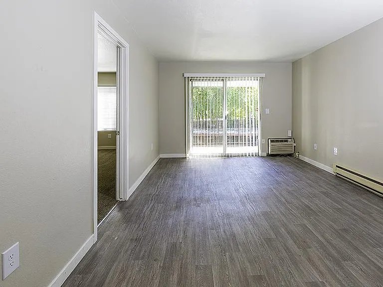 Mt. Aire Apartments — Photo 12