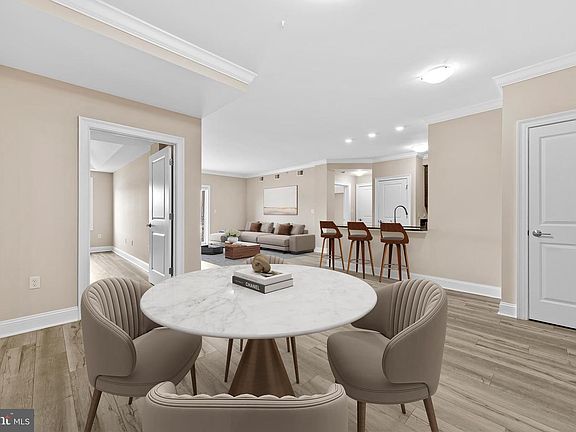 5th image of 6301 Edsall Rd Unit 424