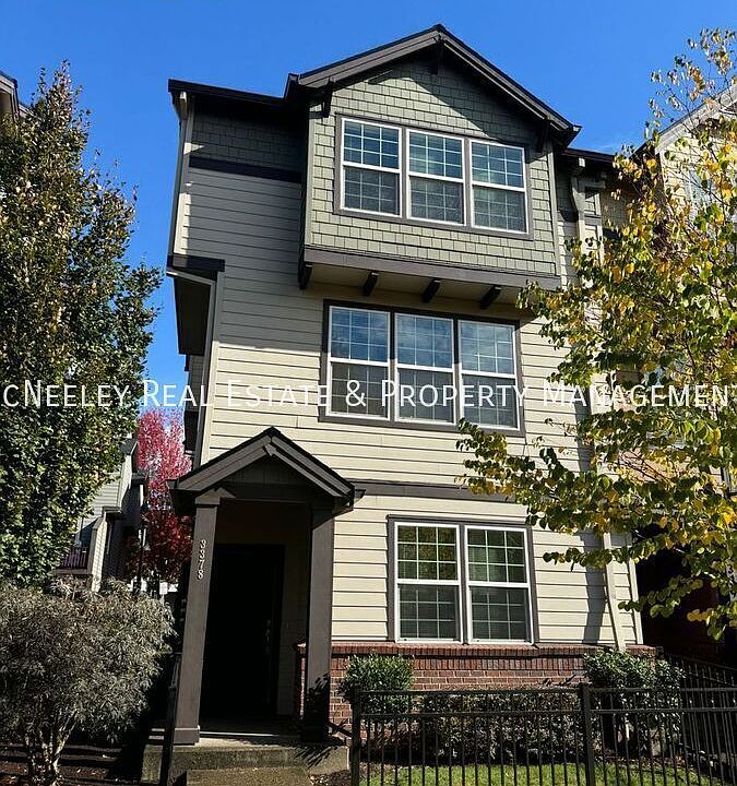 1st image of 3378 SE Wedgewood Ave