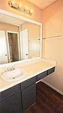 1903 W Loop #D — Photo 8