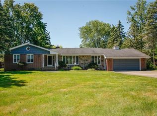 510 Chairfactory Rd, Elma, NY 14059