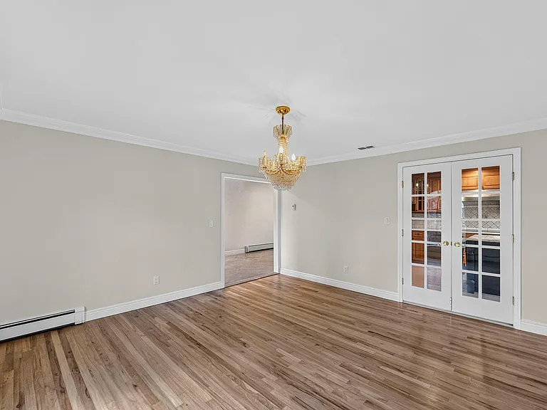 280 Ash St — Photo 13