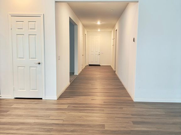 3rd image of 34566 Running Canyon Dr