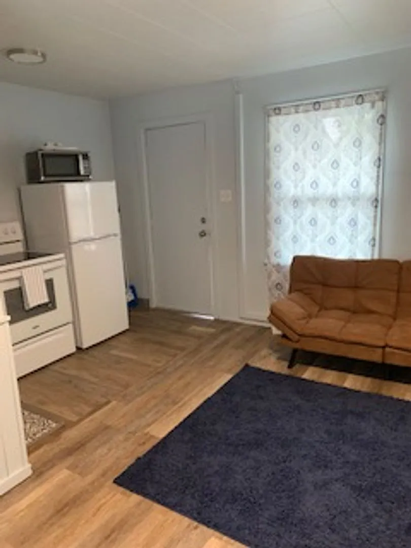 Laurel Ridge Apartments — Photo 3