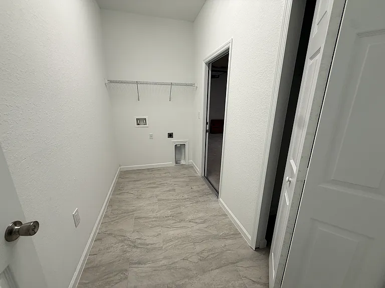 1392 Alabelle Ln — Photo 15