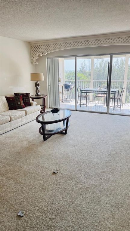 3150 N Palm Aire Dr APT 801, photo 6