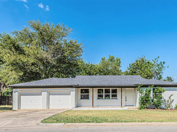 5637 Dent Rd, North Richland Hills, TX 76117