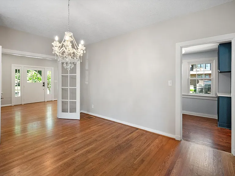 4513 S 6th St — Photo 20