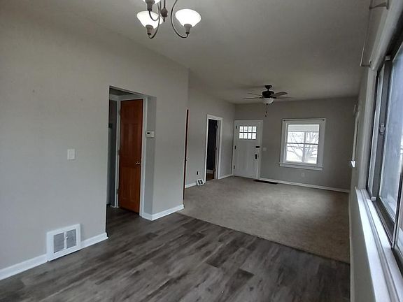 4th image of 1401 Pine Ave NW