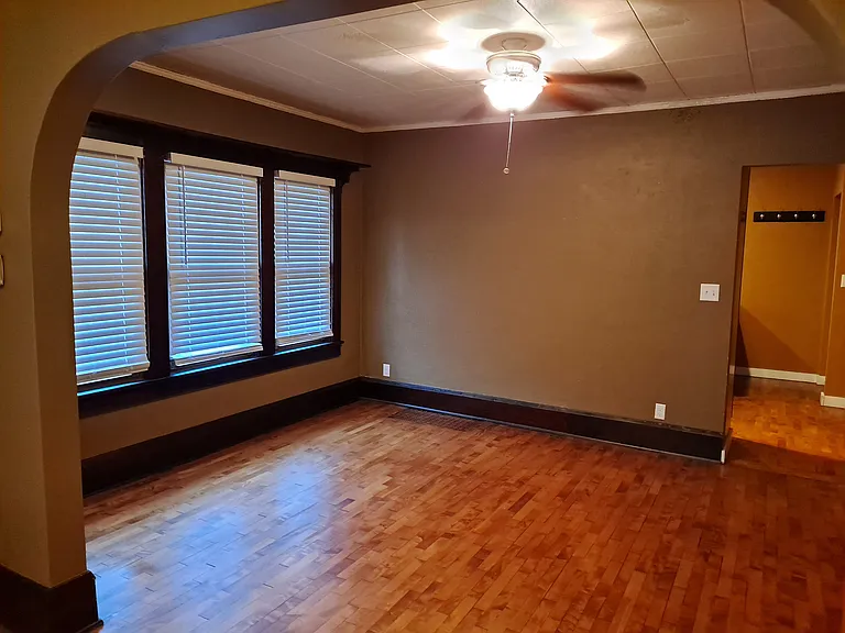 612 W Summer St #1 — Photo 13