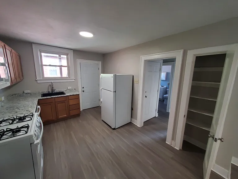 552 Larimer Ave #2 — Photo 3