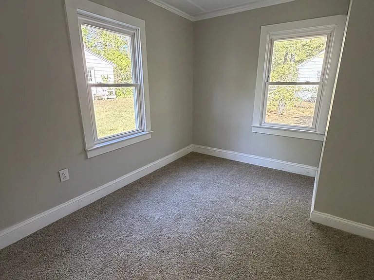 508 Hayward Ave — Photo 7