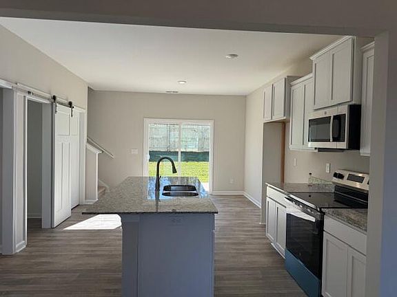 3rd image of 272 Young Town Cir