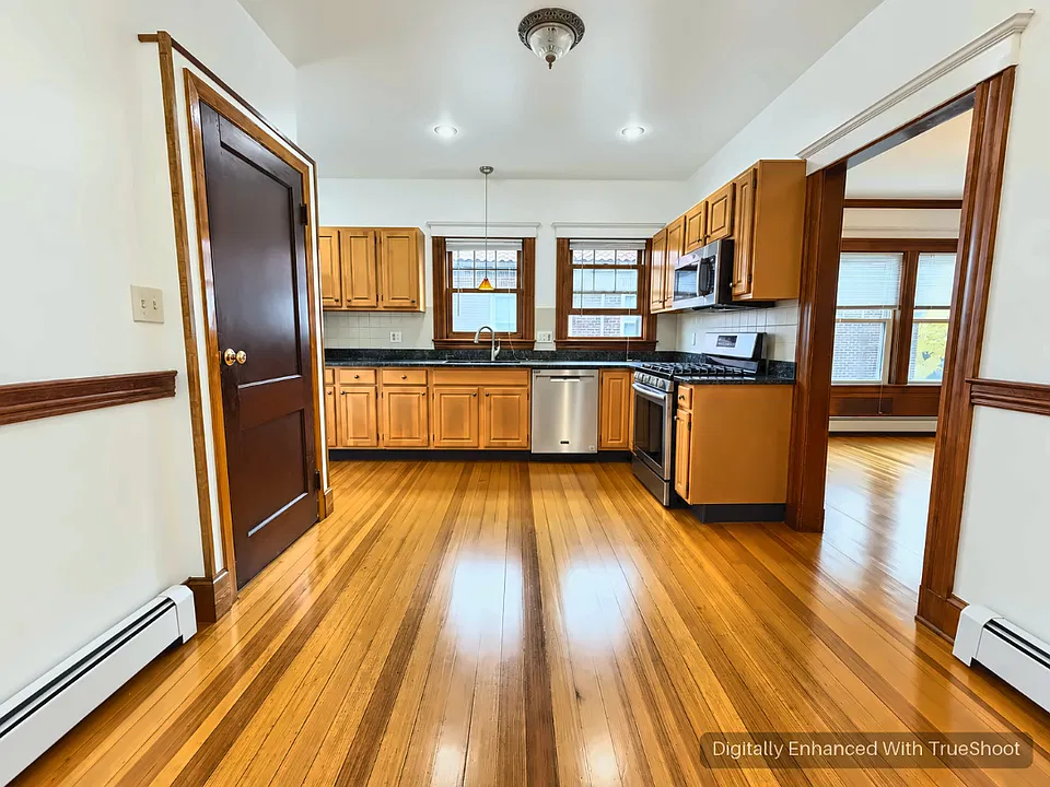 251 Winchester St #2A