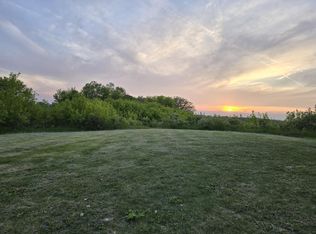 6407 Banville Rd, Oshkosh, WI 54904