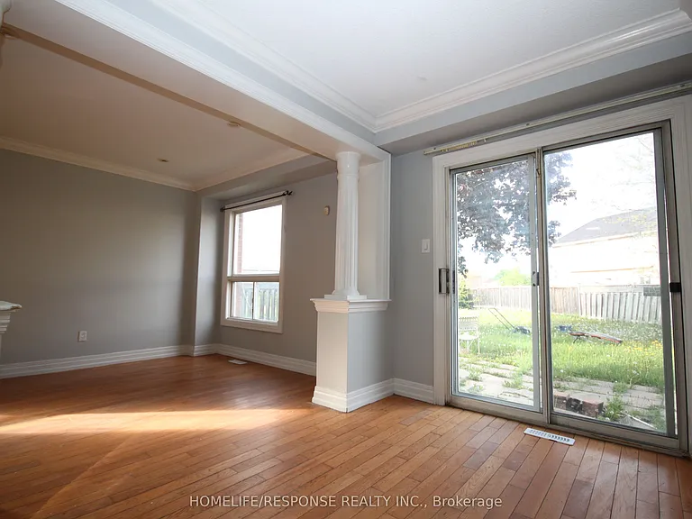 11 Saddlecreek Ct — Photo 4