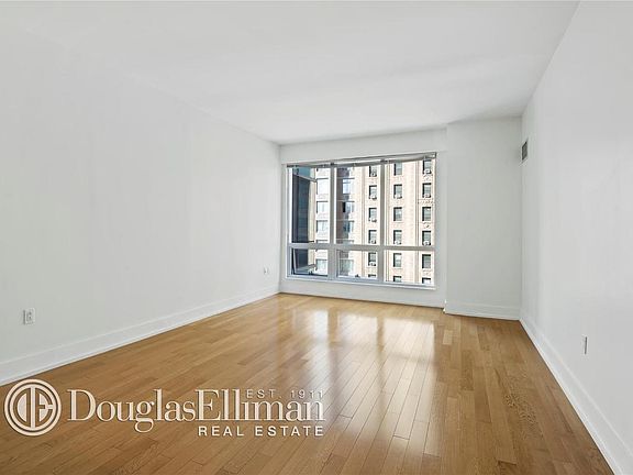 3rd image of 350 W 42nd St APT 7E