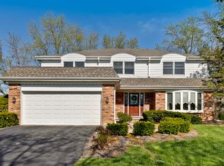 457 S Kensington Ct, Palatine, IL 60067