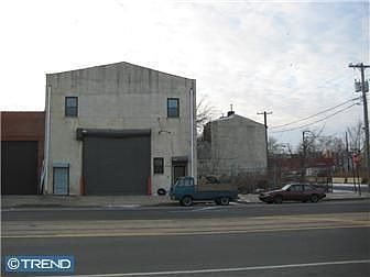 2nd image of 1536 N American St