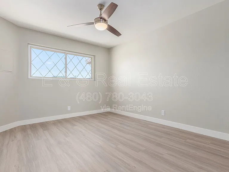 1332 N 71st St — Photo 22