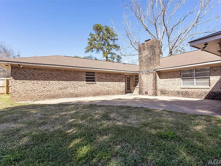110 Diane Dr — Photo 40