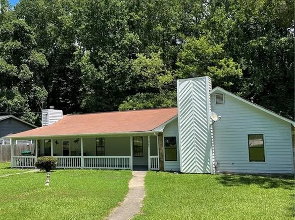 2145 Valley Oaks Dr SE, Smyrna, GA 30080