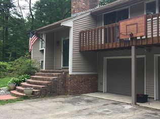 6 Maple St, Windham, NH 03087