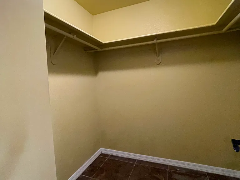 597 N Marshall Loop Ct — Photo 11