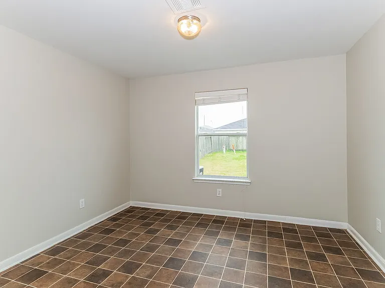 4419 Thistle Pond Ct — Photo 3