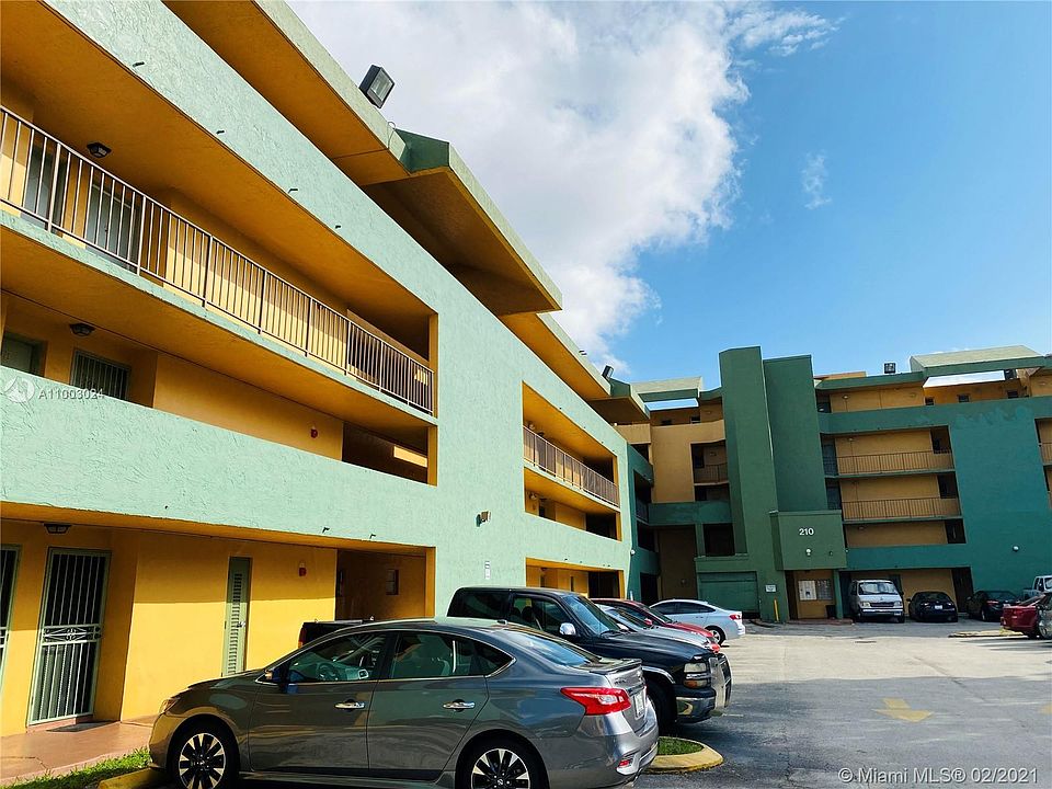 1st image of 210 Fontainebleau Blvd APT 203