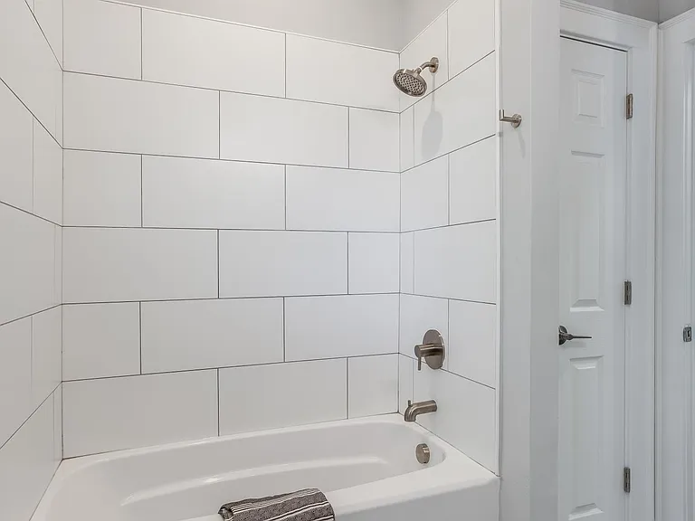 400 Dinwiddie St #1 — Photo 12