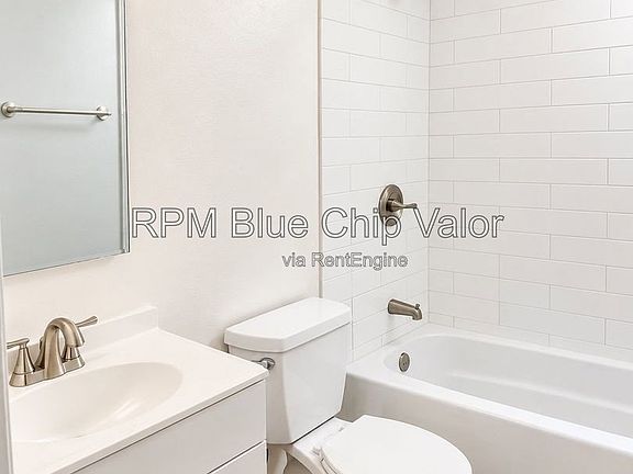 4th image of 2118 Kemper Ln APT 5