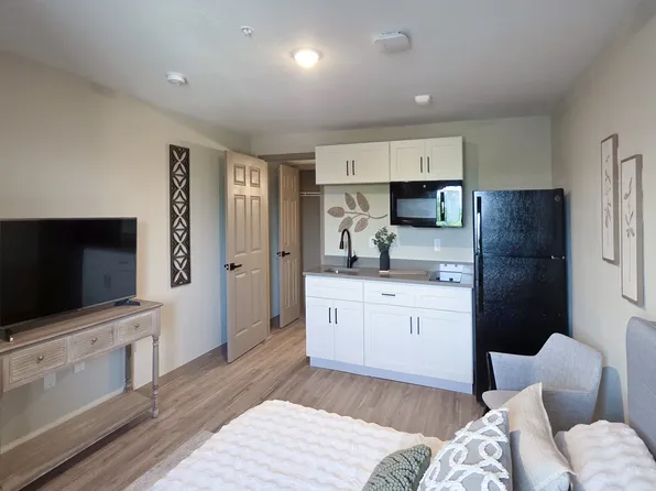 The Mill on 76 Apartments, 2425 W 76 Country Blvd #C996f2a4e, Branson, MO 65616