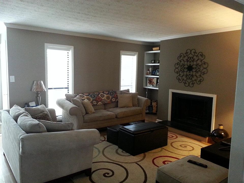 1st image of 802 Summit North Dr NE