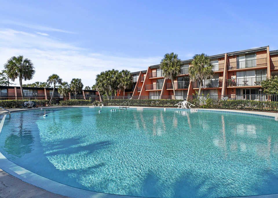 2nd image of 3401 Townsend Blvd Unit 207