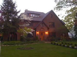 11435 Edgewater Dr, Cleveland, OH 44102