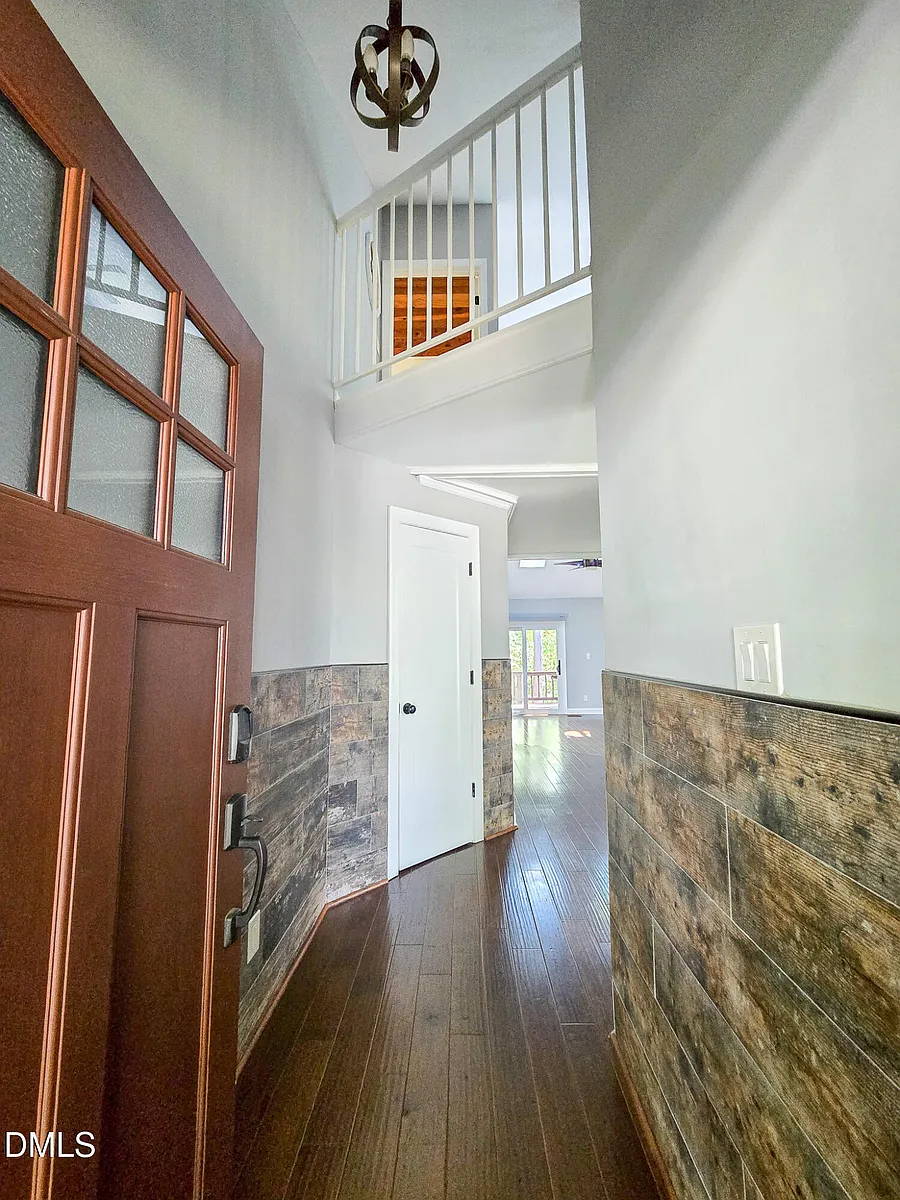 Building Photo - 1023 Oak Lake Ct