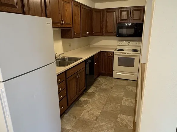 1609 Fourth Avenue, 1609 4th Ave #9, Stevens Pt, WI 54481