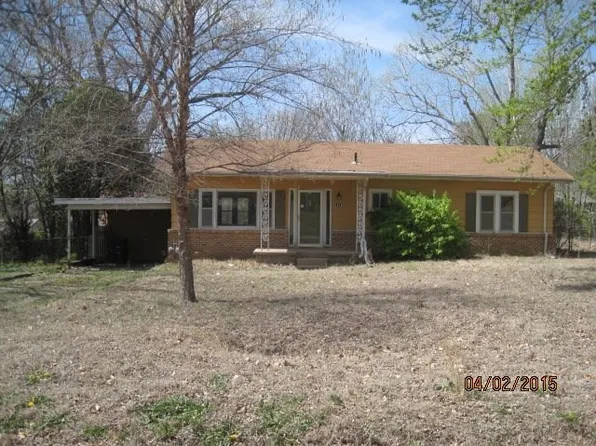 1613 N 13th St, Arkansas City, KS 67005