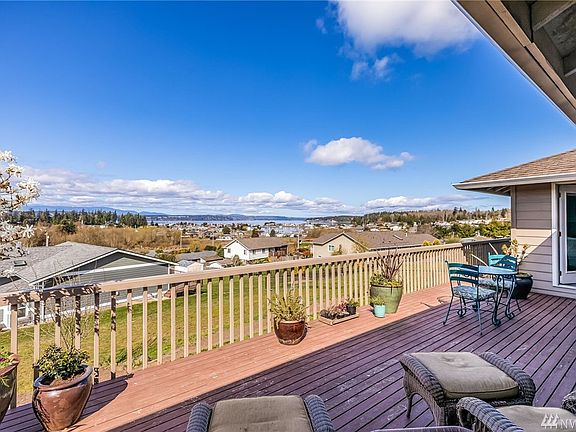 3rd image of 37615 Hood Canal Dr NE