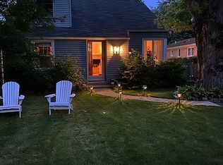 251 Happ Rd, Northfield, IL 60093