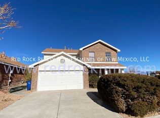 8101 Oakdale Pl NW, Albuquerque, NM 87120