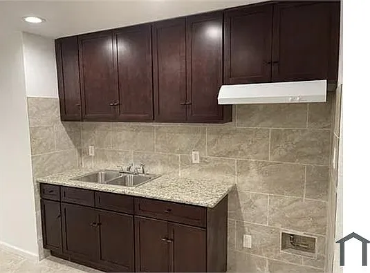 1 bed, $2,385 — Photo 2