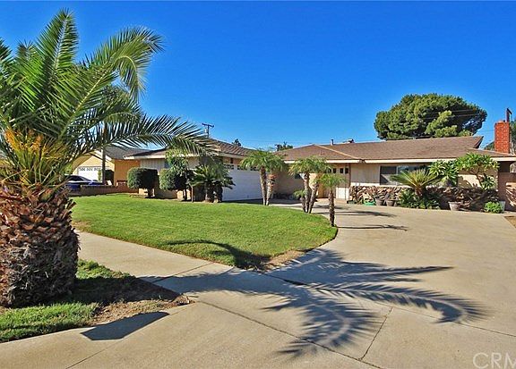 2nd image of 9646 Kempster Ave
