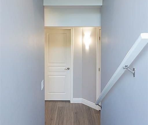 3rd image of 926 Elm Ave #B