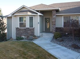 213 Bear Dr, Richland, WA 99352