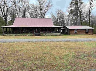 1299 County Road 424, Fyffe, AL 35971